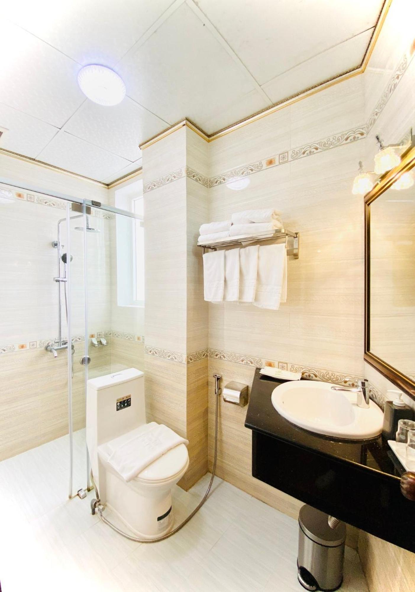 Hoa Dat Da Lat Hotel מראה חיצוני תמונה